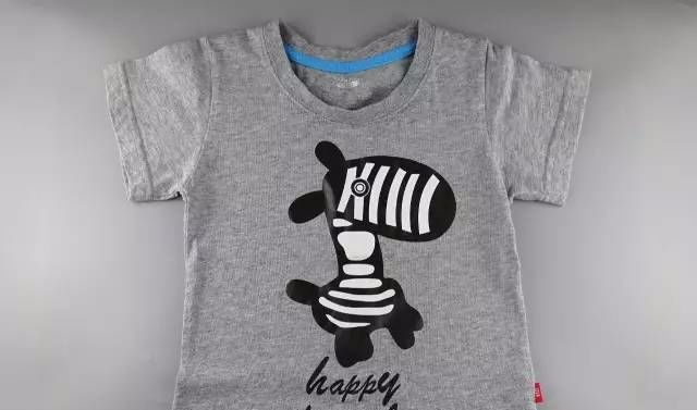 阴天的时候衣服晾不干怎么办,阴天衣服晒不干有臭味怎么办