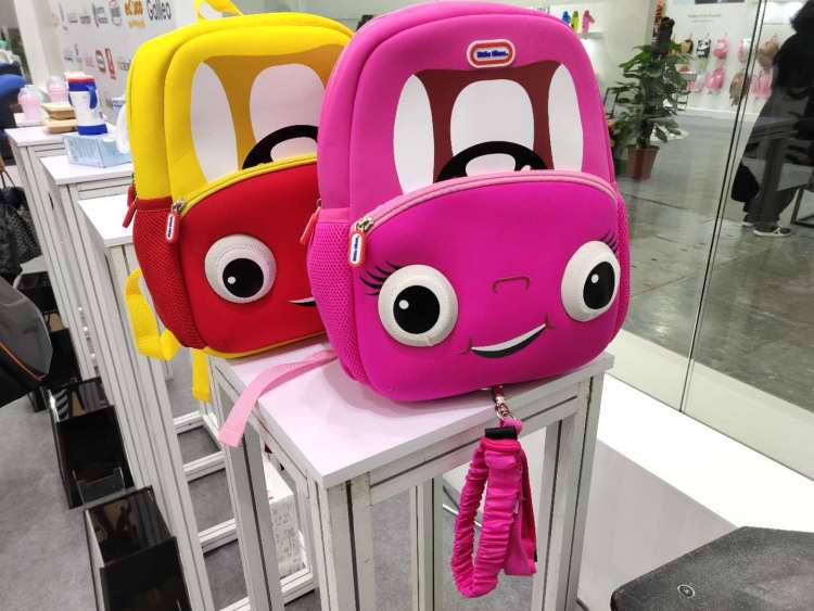 儿童安全座椅可以折叠,儿童安全座椅放车上会不会被偷走