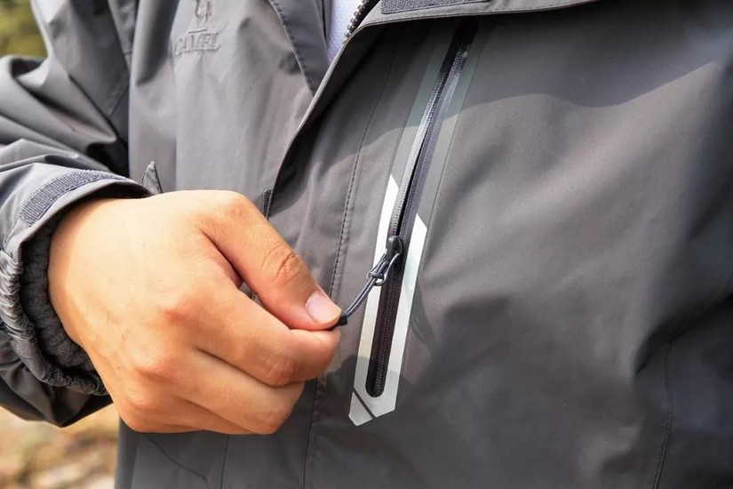 camel骆驼冲锋衣买什么码,camel骆驼冲锋衣三合一怎么搭