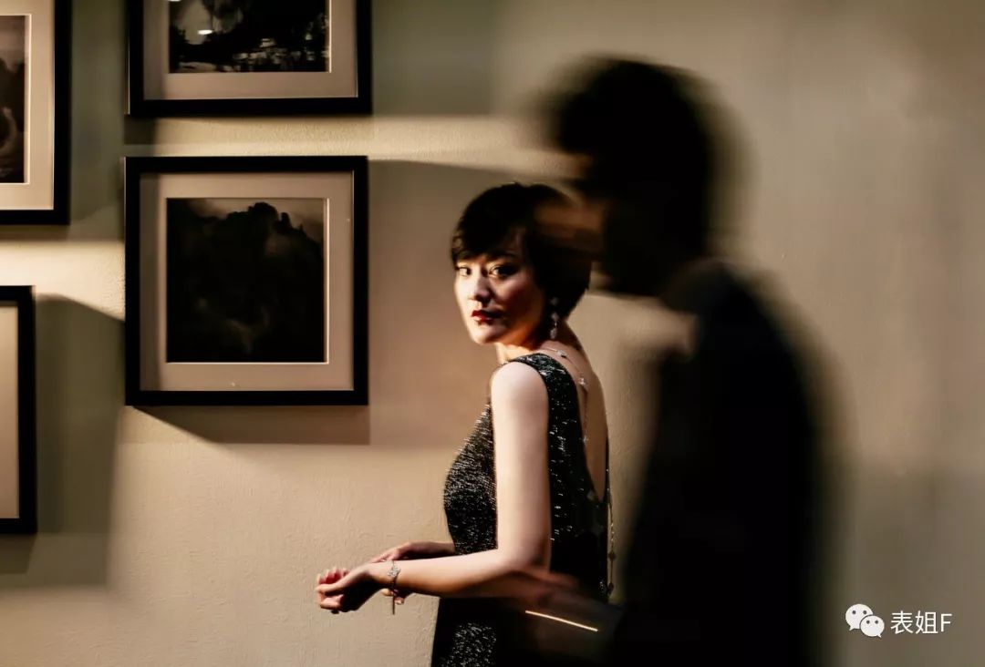 人人都在戴的银手镯,人人都在戴的耳机