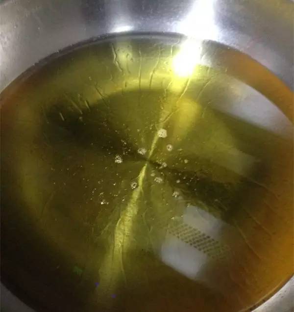 柳州螺蛳鸭脚煲最正宗的做法,自制螺蛳粉鸭脚煲