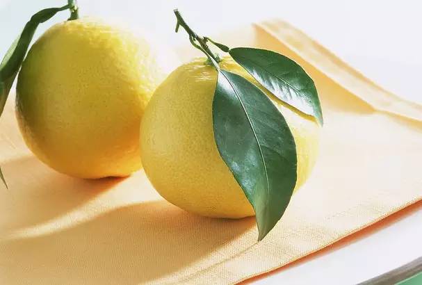 新鲜多汁的柚子又酸又甜,春天唯一的应季鲜柚