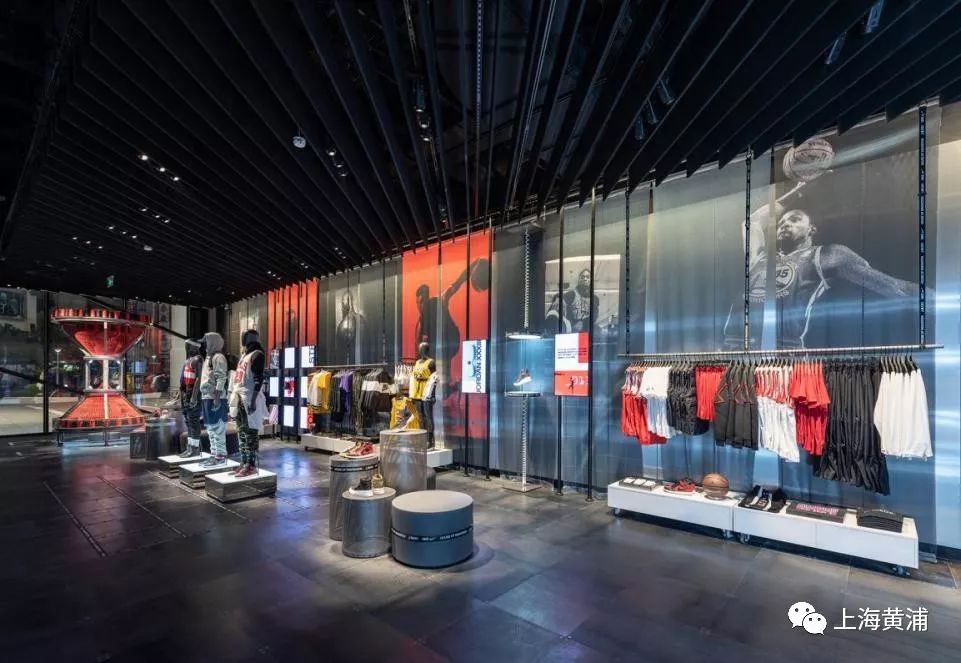 购物品牌｜抢在纽约之前！全球首家耐克HouseofInnovation登陆南京东路