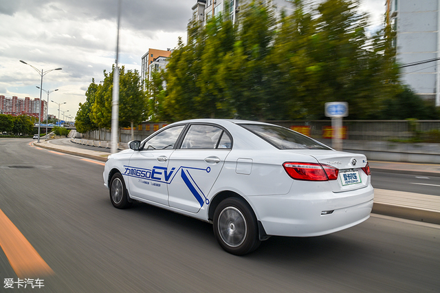 高性价比的实用之选爱卡评测力帆650EV