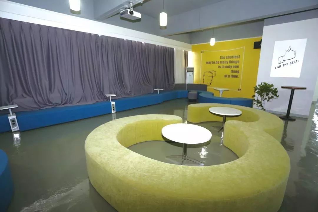 “新观点”众创空间被认定为省乡镇电商特色产业园，专业舒适看过来！