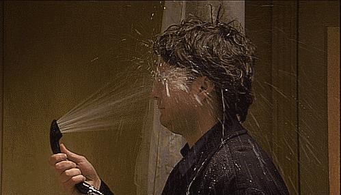 欧莱雅控油保湿女士洗面奶,欧莱雅控油炭爽洗面奶男女通用