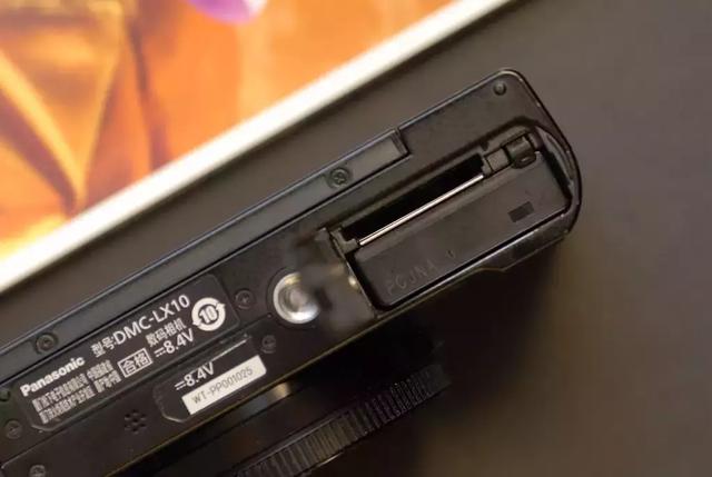 徕卡大光圈镜头,松下lx10对比徕卡相机