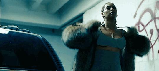 皮草几千上万,皮草特价一号店