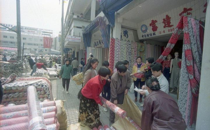 柯桥中国轻纺城到安昌马回桥多远,绍兴市中国轻纺城布行
