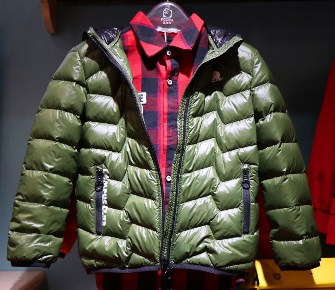 会小学数学，就能花一件的钱买走两件｜比到处“求点ZAN”靠谱