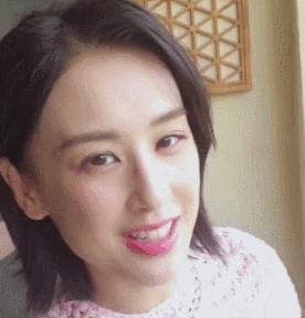 蜡笔小新无法抵挡蛋糕的诱惑,蜡笔小新被挤太阳穴