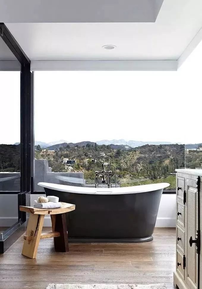 家庭卫生间有没必要装浴缸,现在卫生间一般装浴缸吗