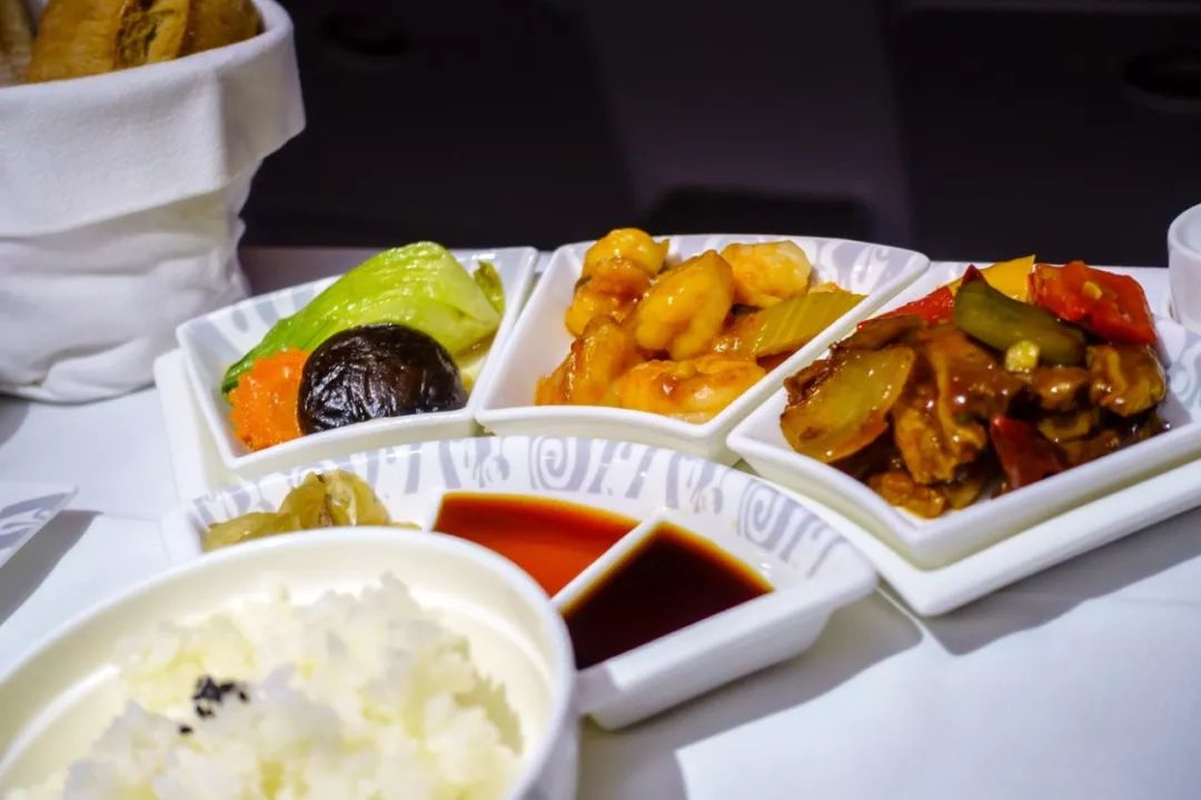 洲际航班能睡觉吗,洲际航班睡觉