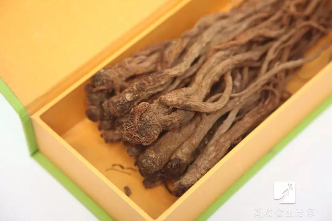 冬天来了每晚泡个脚,天冷了泡个养生脚