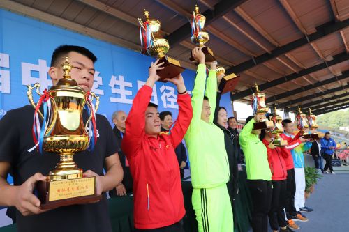 市直中学团体总分第三：金安健儿激情挥洒市中学生田径赛场