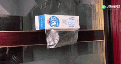 牛奶盒变废为宝怎么叠,变废为宝用牛奶盒做一个手工