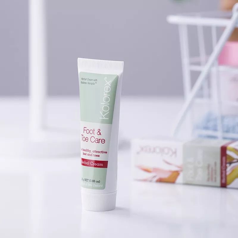 “男朋友的脚堪比生化*器武**!我得治治他!”