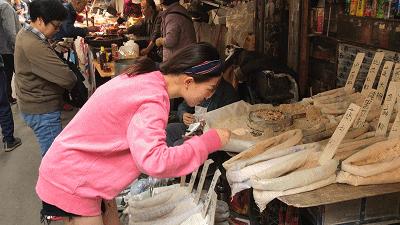 菜市场男孩,菜市场男童