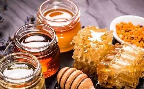 肿瘤患者到底能吃不能吃？蜂王浆、雪蛤、西柚……乳腺癌患者不能吃的食物合辑（十三）