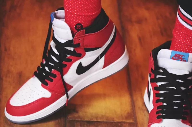 芝加哥蜘蛛侠1.0什么时候发售的,芝加哥蜘蛛侠1.0