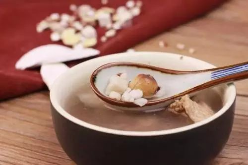 涓尰鎵嬫寚闀挎按娉＄棐,涓尰杈ㄨ瘉鎵嬩笂闀垮皬姘存场寰堢棐