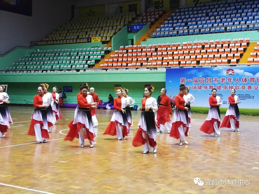 宜昌成人羽毛球培训班,宜昌哪里可以学攀岩