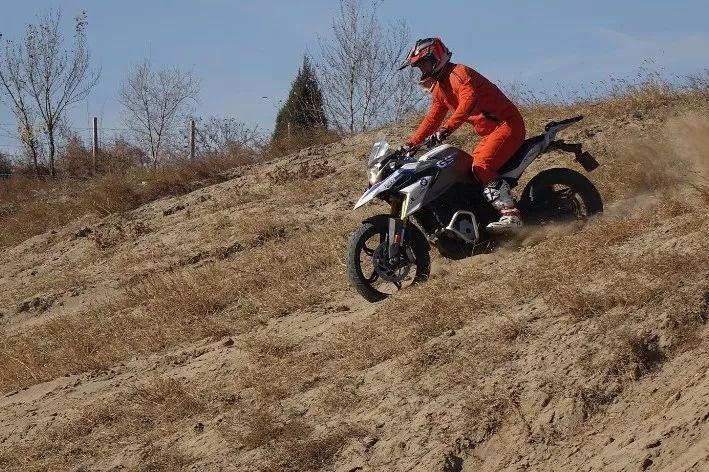 宝马gs最便宜多少钱,最便宜宝马g310gs摩托车