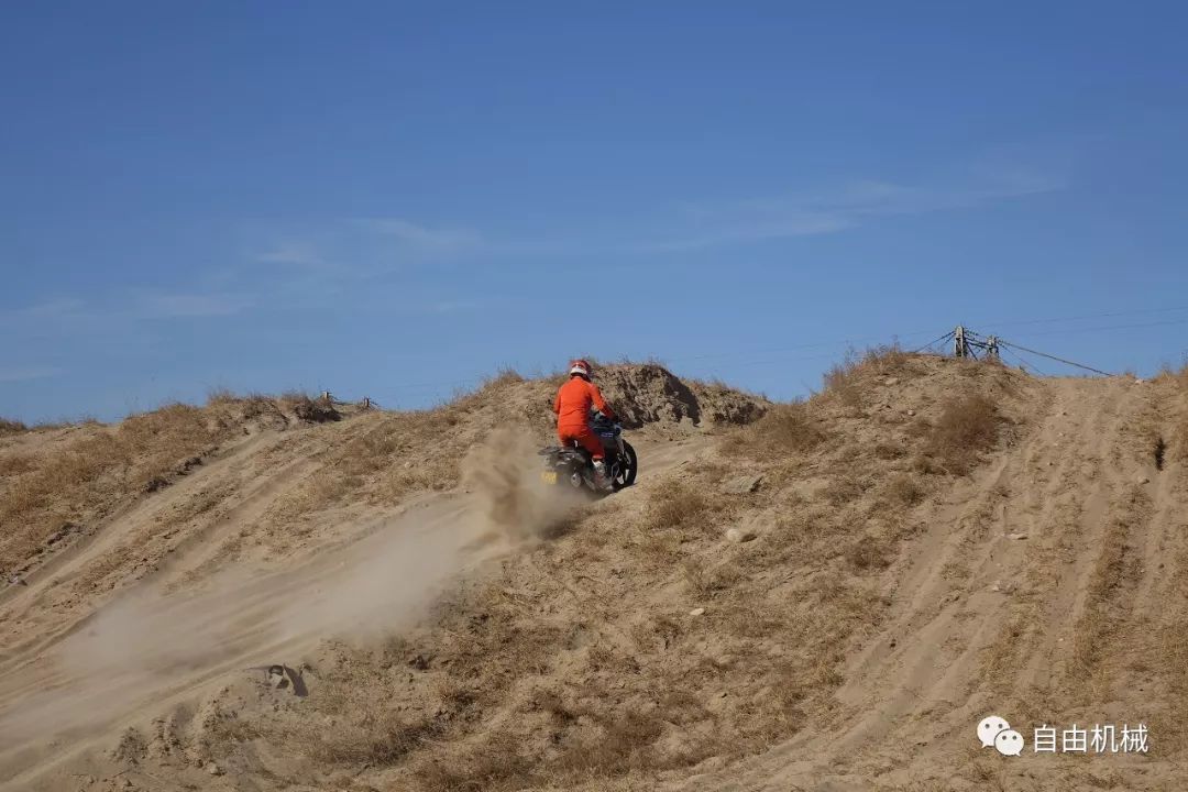 宝马gs最便宜多少钱,最便宜宝马g310gs摩托车