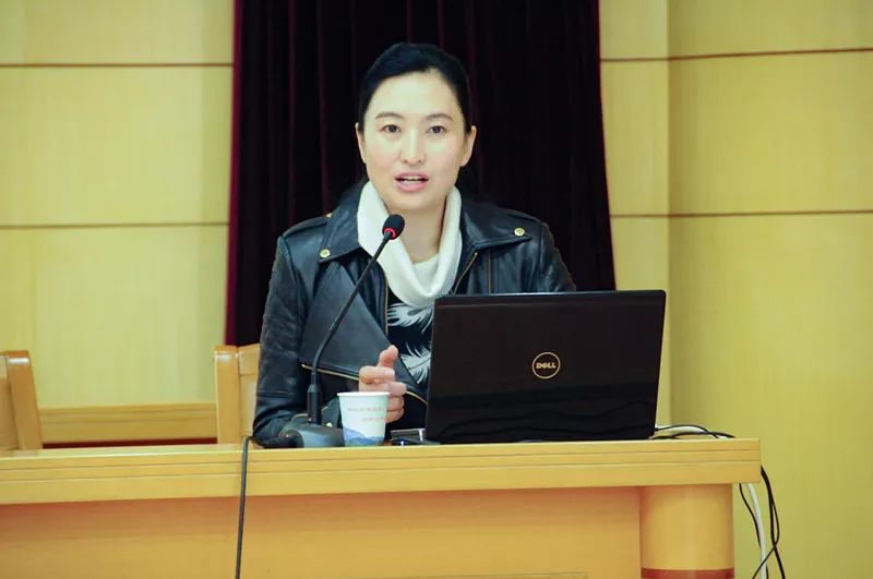 2018/11/23（419）女检楷模、中国妇女十二大代表到鄂州市人民检察院宣讲习*平近**总书记重要讲话精神和中国妇女十二大精神