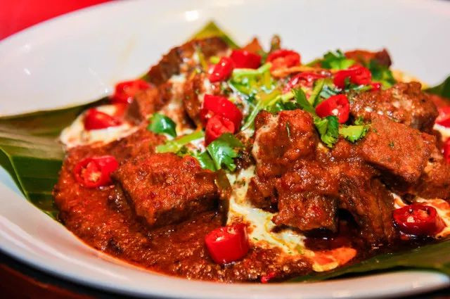 ¥238/位——“爱尔兰生蚝+15种海鲜”畅吃,还送波龙!乐队表演周末哈根达斯!这家希尔顿旗下酒店颠覆吃货想象!