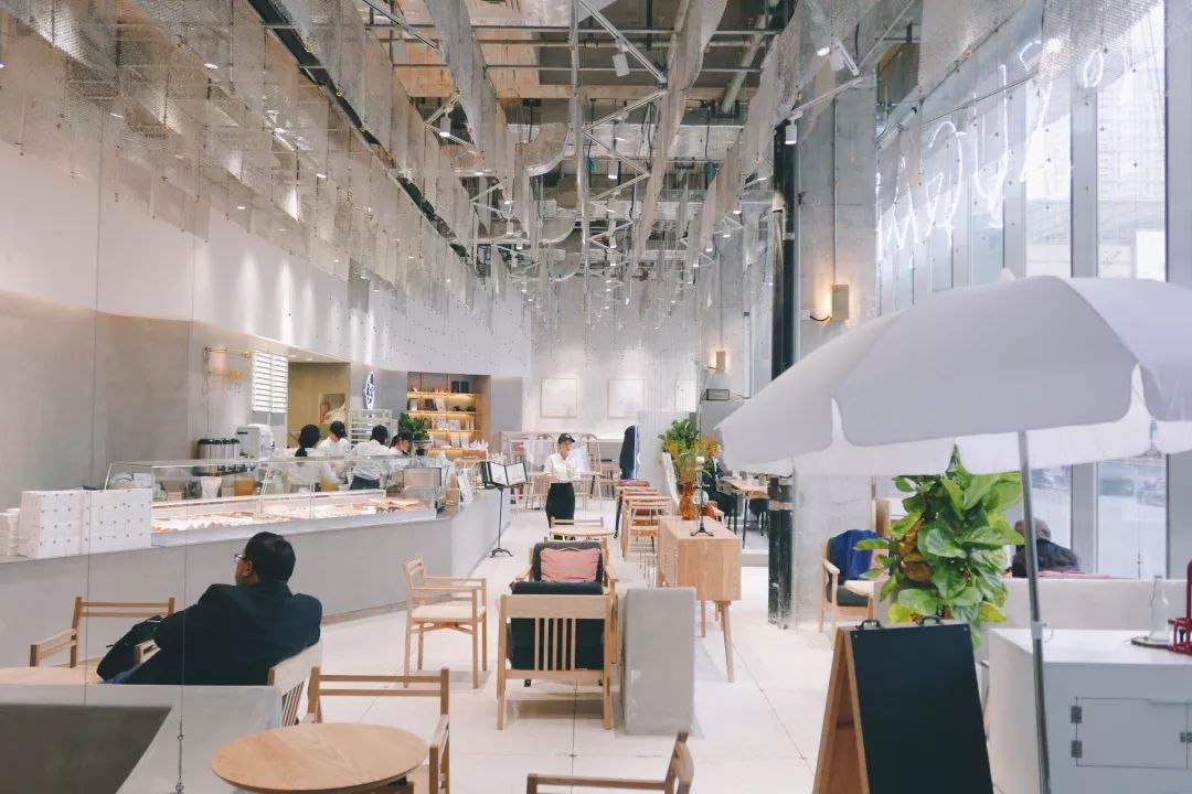 这个上过《十二道锋味》的台州姑娘，在钱江新城开了间“甜品补给站”!生活那么苦，加点糖吧