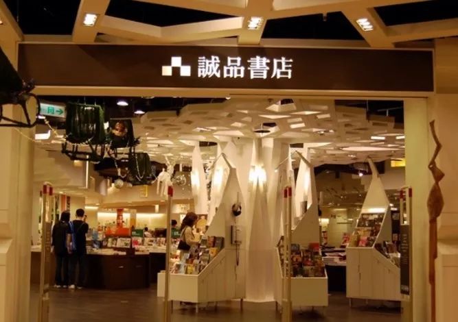 做品牌靠的不是甜言蜜语,做品牌和做供应链该怎么选择