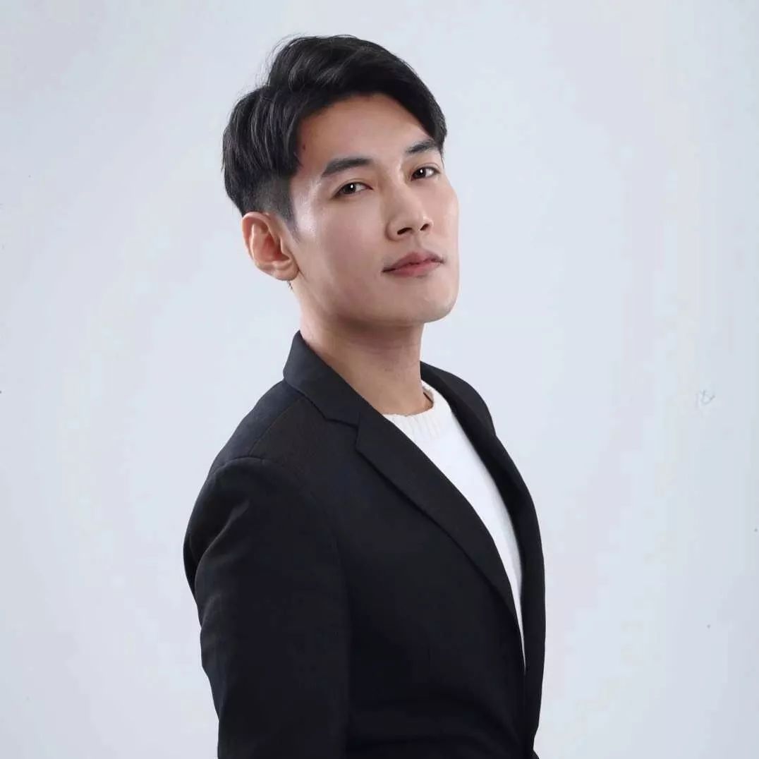 小布美发工作室,小布化妆品工作室