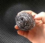 将食物“悬浮”起来的锅!轻松做到不沾锅,无油烟更健康