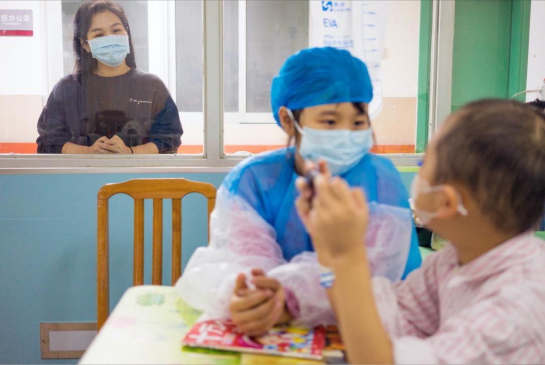 「信息速递」慈善羊城6000名孩子齐为公益代言