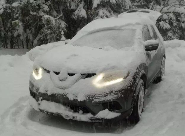 雪季行车注意事项,大雪天气行车安全注意事项