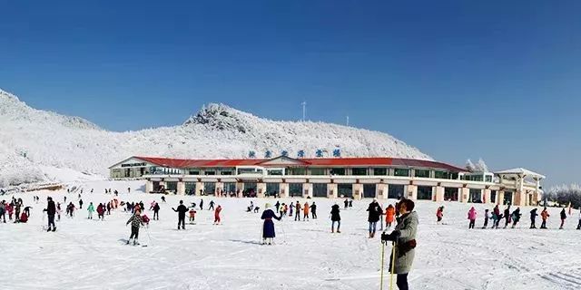 武汉欢乐谷夜场票可以玩几个项目,武汉欢乐谷灯光节早鸟票