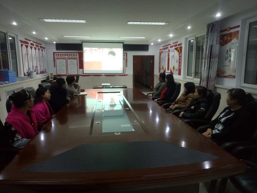 为巾帼英雄疯狂打call,为巾帼致敬的歌曲短视频