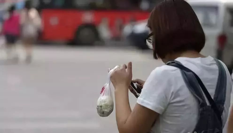 来自一位小偷的年终总结句句扎心,一个小偷的心得感悟