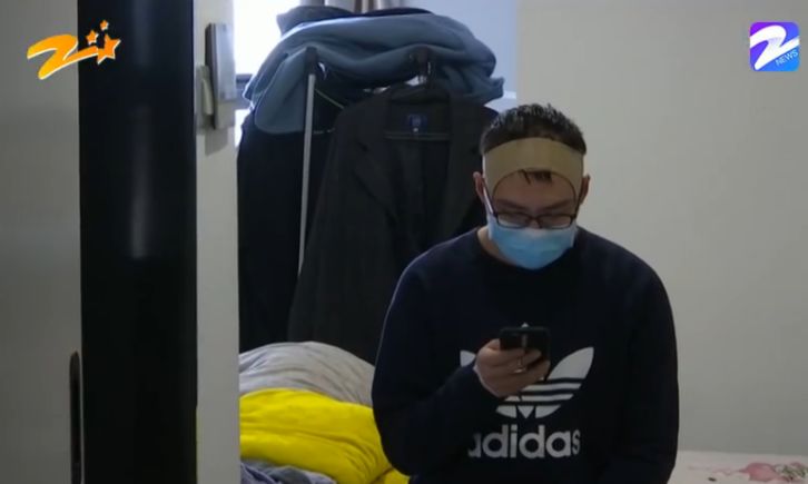 体重85的小伙子网购塑形衣，他说客服没问我是公斤？还是斤？