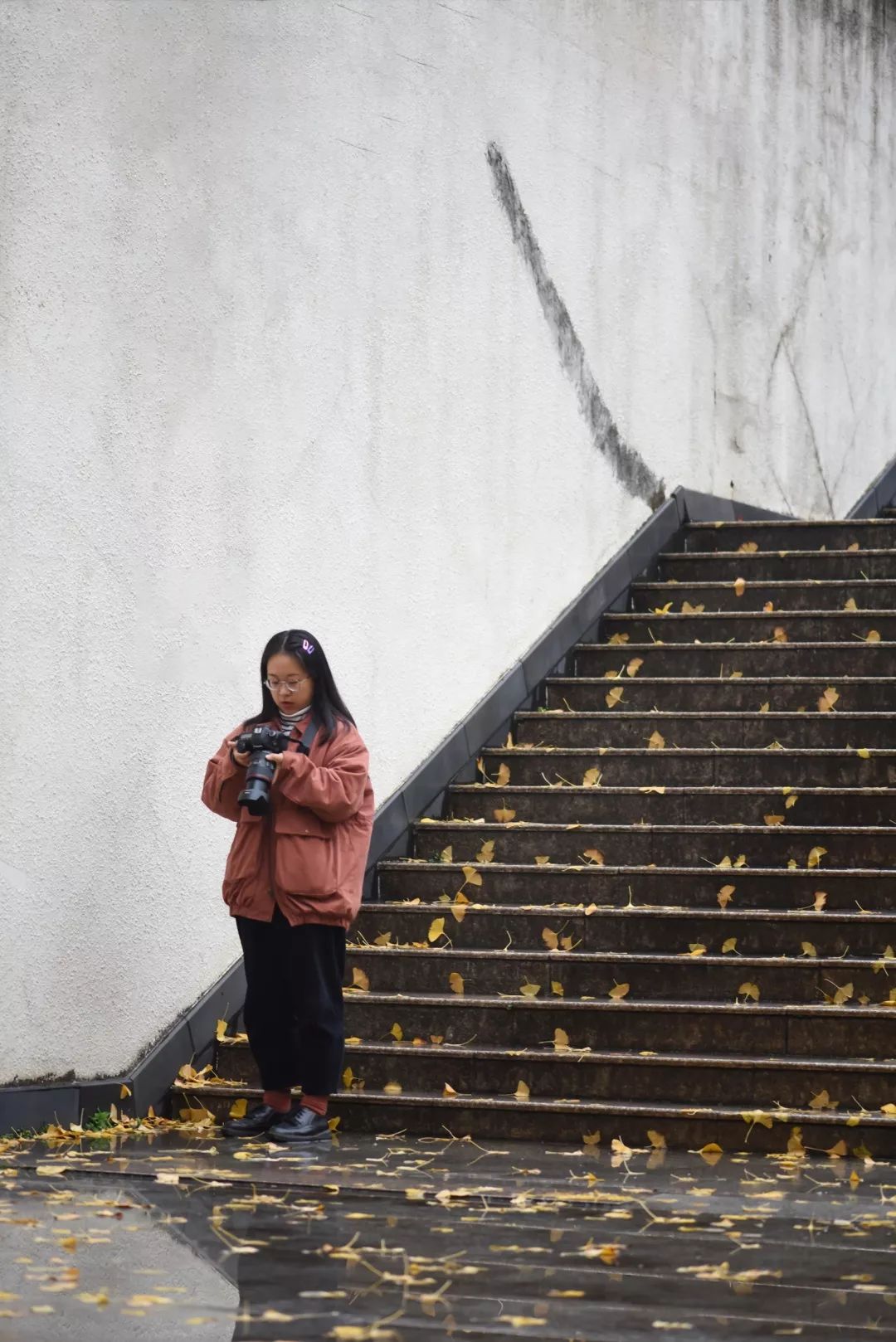 “妈，我在华师看了一场金黄色的雪！”