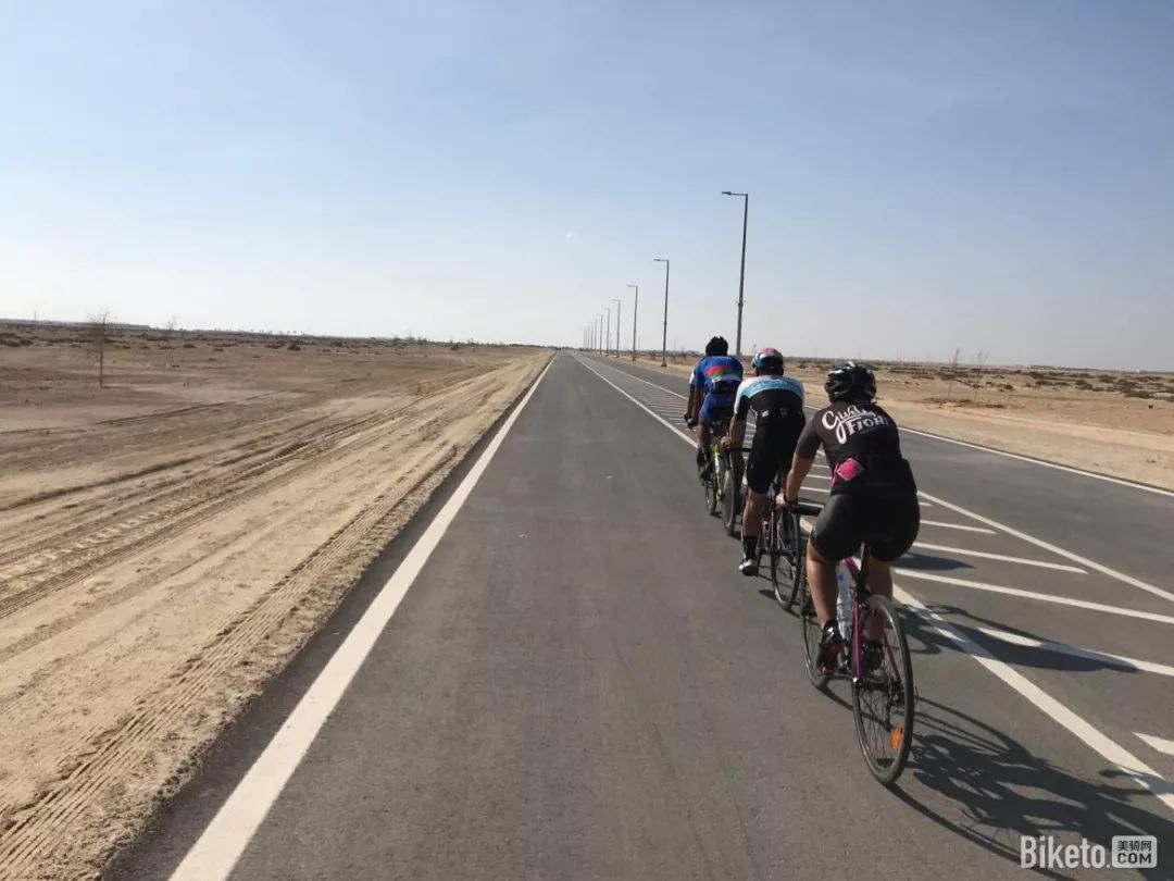 中东土豪越野攻略,中东土豪们的玩车日常