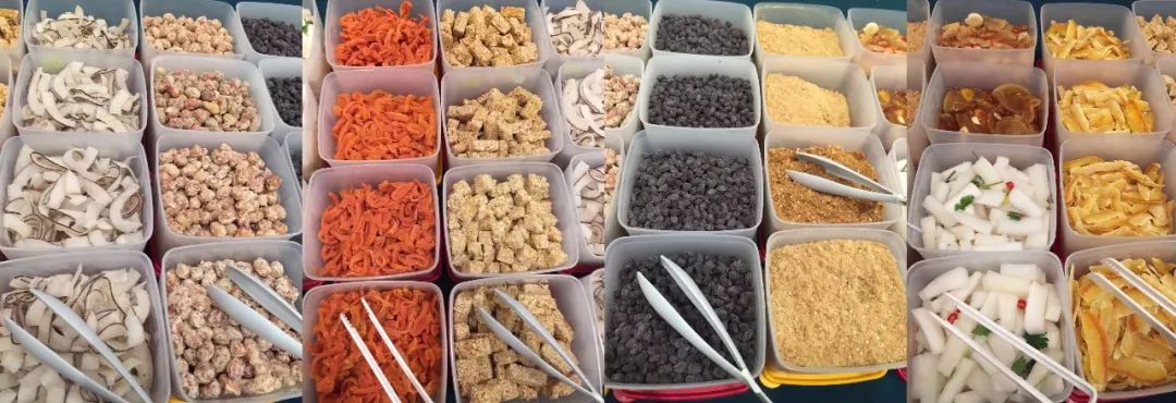 澄海老兄发现妻子没事总爱往这个小区跑，没想到是去干这个……