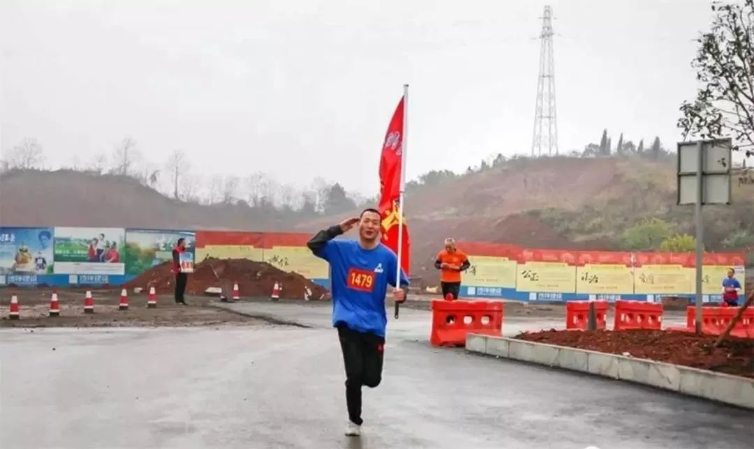 衡阳县千人长跑宣传禁毒,禁毒三年大会战衡阳