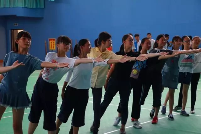 下关十二中怎么样,下关区十二中