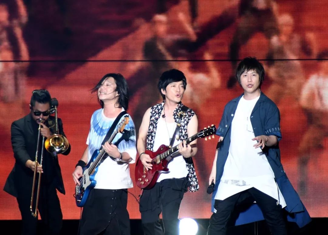 「荐读」20年过去了，你最怀念谁？