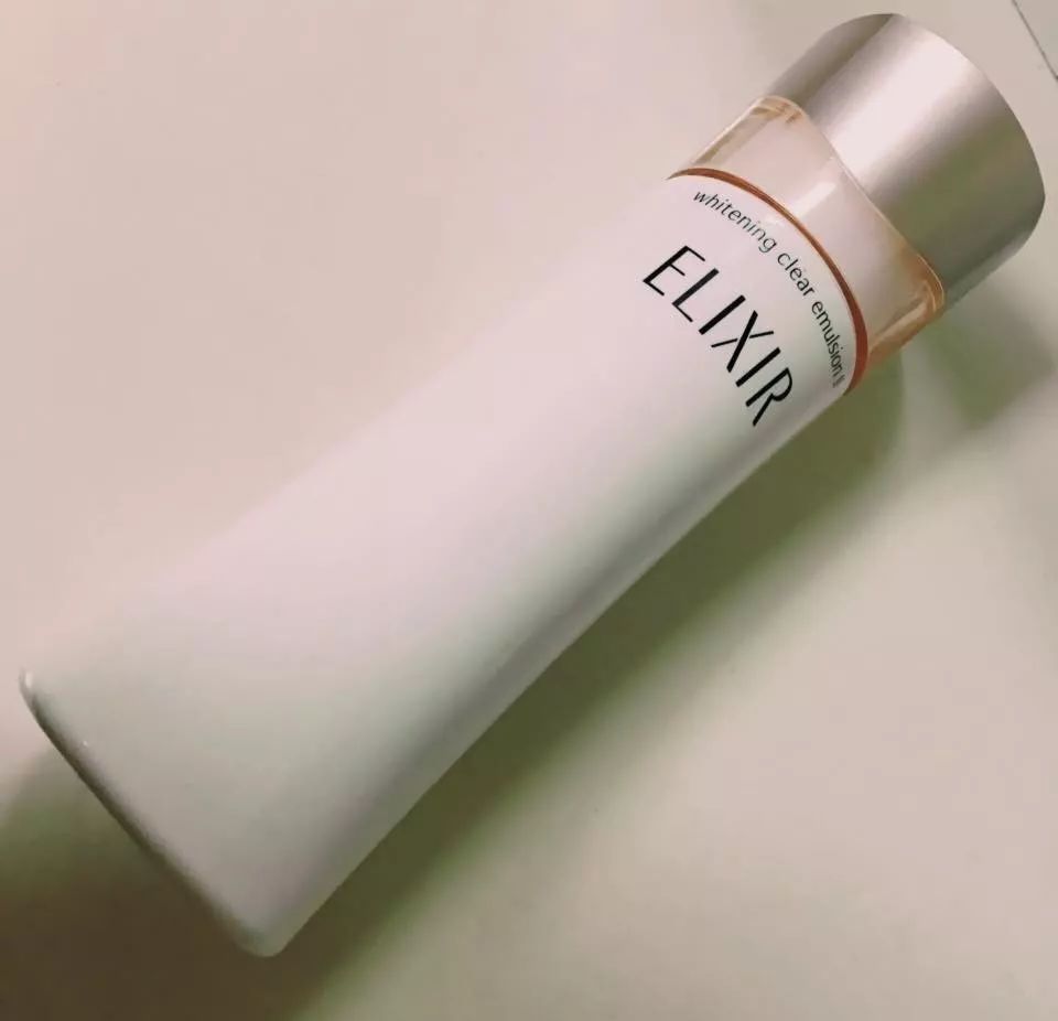 资生堂亲闺女怡丽丝尔再出新品,资生堂怡丽丝尔真的超级滋润好用