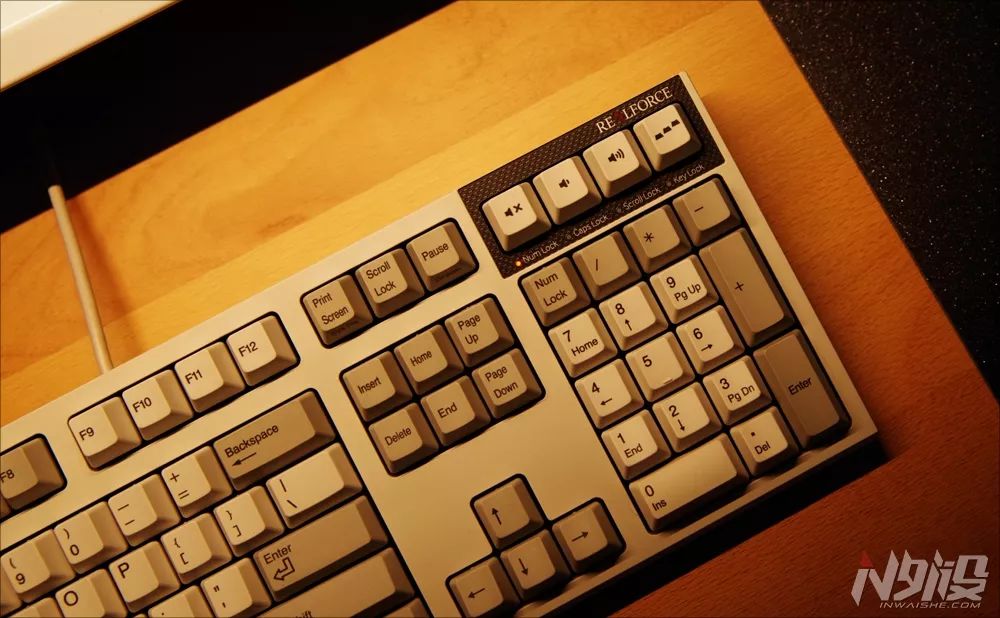 realforce燃风的pfu联名版,realforcepfu联名