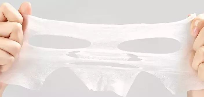 我那个负责十亿项目的清华美女朋友，辞职后亏了一百万，现在在朋友圈卖护肤品……