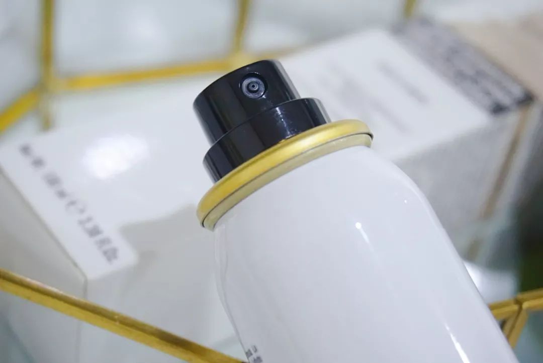 底妆定妆二合一的粉底液,底妆定妆二合一粉底液